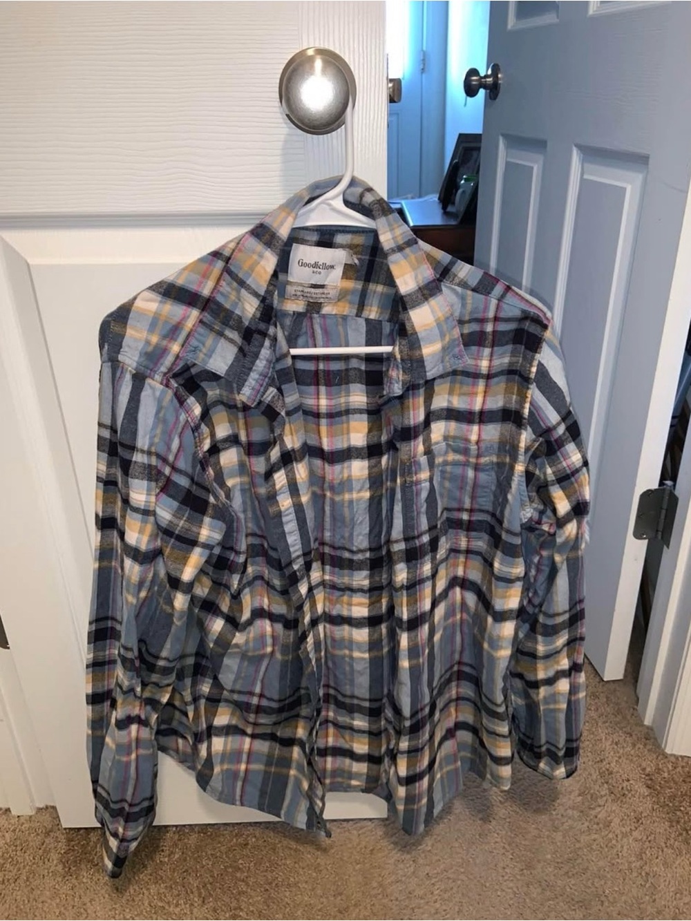 Goodfellow & Co Blue and Cream Plaid Flannel Shirt